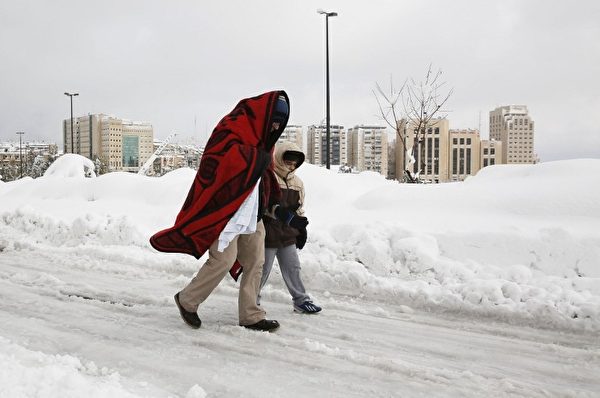 被白雪覆蓋的耶路撒冷。(Photo by GALI TIBBON / AFP) 被白雪覆蓋的耶路撒冷。(Photo by GALI TIBBON / AFP)