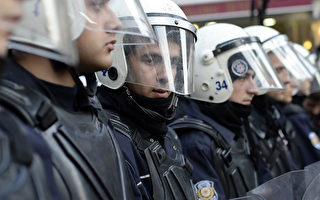 土耳其政争加剧 官方开除350名警官