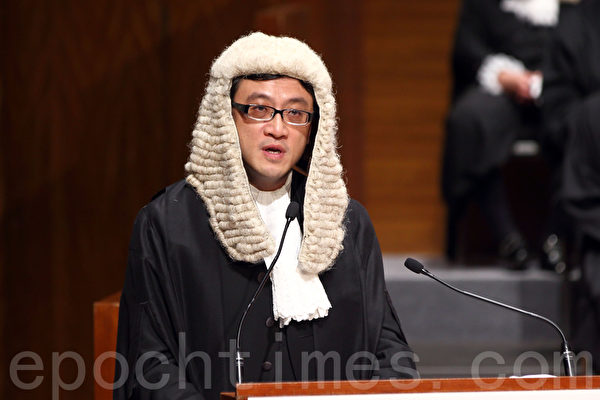 香港大律師公會主席石永泰指,「法治」的根基有賴於社會整體的道德意識和公民素質「集體良知」。(潘在殊/大紀元) 香港大律師公會主席石永泰指,「法治」的根基有賴於社會整體的道德意識和公民素質「集體良知」。(潘在殊/大紀元)