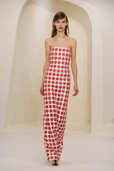 迪奧(Dior)2014年春夏高級定制秀,2014年1月20日於法國巴黎。(Pascal Le Segretain/Getty Images) 迪奧(Dior)2014年春夏高級定制秀,2014年1月20日於法國巴黎。(Pascal Le Segretain/Getty Images)