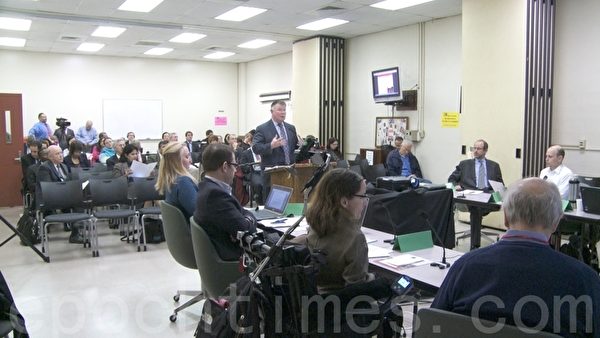 2月4日,舊金山交通局董事會特別會議,提出了到2024年,交通事故零死亡願景。(陳志宇/大紀元) 2月4日,舊金山交通局董事會特別會議,提出了到2024年,交通事故零死亡願景。(陳志宇/大紀元)