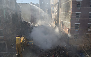组图：纽约公寓楼爆炸 7死5人仍失踪