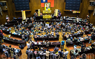 外媒赞台湾学运有序 助民主深化