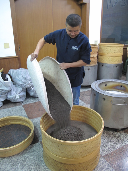 焙茶。(图:老爷两提供) 焙茶。(图:老爷两提供)