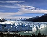 组图：阿根廷莫雷诺冰川 非凡壮观