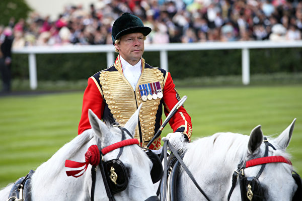 盛裝的騎衛兵(Chris Jackson/Getty Images for Ascot Racecourse) 盛裝的騎衛兵(Chris Jackson/Getty Images for Ascot Racecourse)
