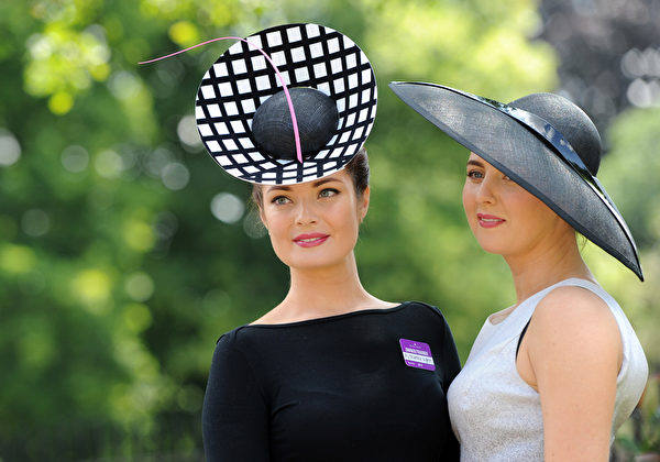 賽馬會女觀眾(Kirstin Sinclair/Getty Images for Ascot Racecourse) 賽馬會女觀眾(Kirstin Sinclair/Getty Images for Ascot Racecourse)