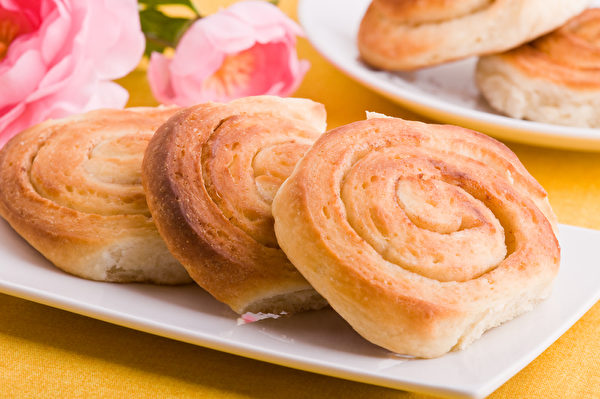 肌肤“被糖化”会使皮肤内的胶原纤维失去弹性。(图片来源:Fotolia) 肌肤“被糖化”会使皮肤内的胶原纤维失去弹性。(图片来源:Fotolia)