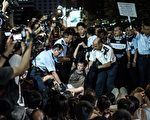 香港警隊和駐港部隊民望跌至97後新低