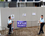 香港政府总部突增围栏 梁振英制造冲突