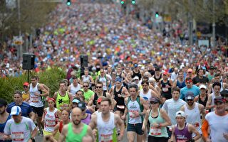 悉尼慈善馬拉松長跑 逾八萬人共襄盛舉
