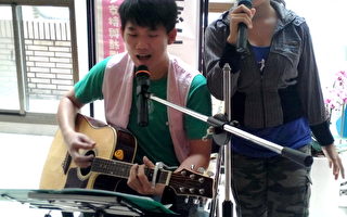 馬來西亞青年黃志豪以音樂愛台灣