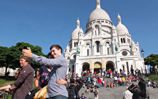 巴黎夏季旅游业平平 本国游客递减