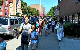 開學首日 華生家庭享受美國教育