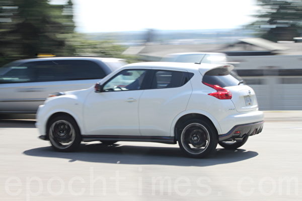 2014 Nissan Juke Nismo RS。(摄影:李奥/大纪元) 2014 Nissan Juke Nismo RS。(摄影:李奥/大纪元)