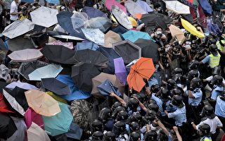 美聯社：香港的「雨傘革命」迅速擴展