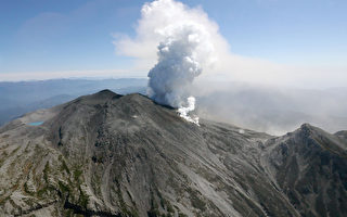 日本御岳火山爆发 31登山客身亡