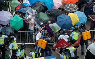 香港的雨伞革命是一场颜色革命吗?
