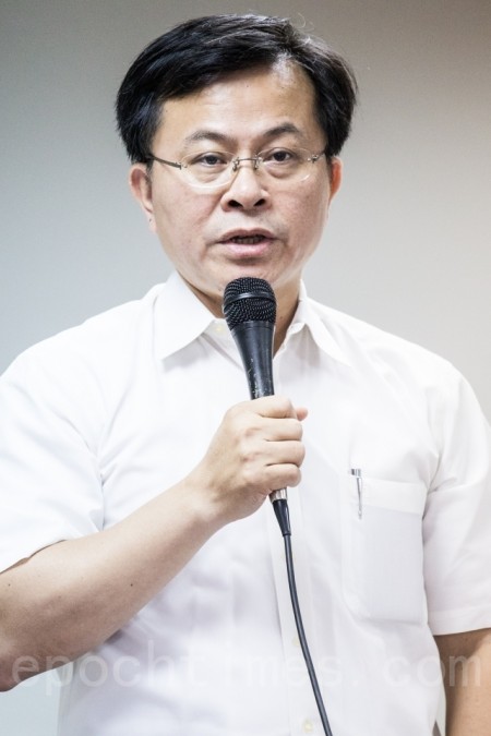 台北大學公行系助理教授陳耀祥。（陳柏州／大紀元）