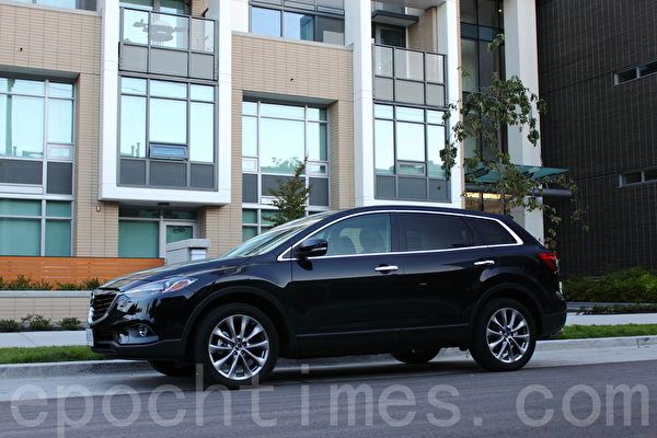 2014 Mazda CX-9 GT。(李奥/大纪元) 2014 Mazda CX-9 GT。(李奥/大纪元)