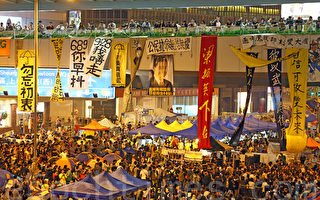 香港建制陣營內外頻與特首梁振英唱反調