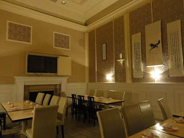 “汉唐御厨”费城老城(Old City)分店小宴会厅 (司瑞/大纪元) “汉唐御厨”费城老城(Old City)分店小宴会厅 (司瑞/大纪元)