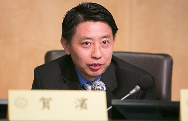 華府中國問題專家賀賓在研討會上提出,中國現狀是「強大的弱國」(李莎/大紀元) 華府中國問題專家賀賓在研討會上提出,中國現狀是「強大的弱國」(李莎/大紀元)