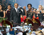 组图：迎耶诞  奥巴马现身慈善音乐会