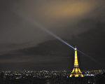 組圖：聖誕彩燈中的巴黎