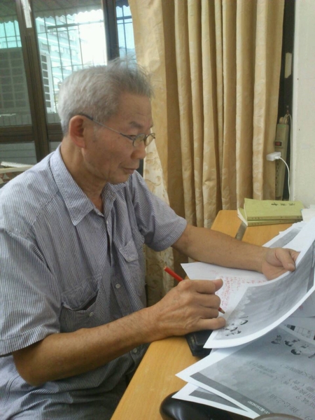 台湾高雄市立大义国中退休的国文老师何盈满。(何盈满) 台湾高雄市立大义国中退休的国文老师何盈满。(何盈满)