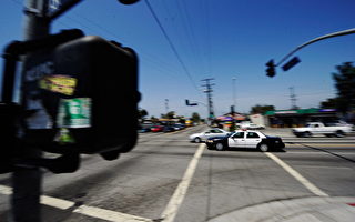 洛杉磯華裔男撞警車自殺未遂