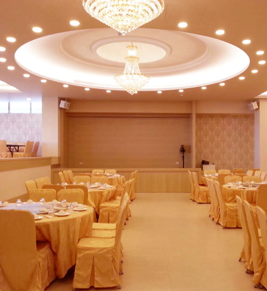 在豪華的中、西式餐廳用餐,心曠神怡。(圖:老K舒眠文化館提供) 在豪華的中、西式餐廳用餐,心曠神怡。(圖:老K舒眠文化館提供)