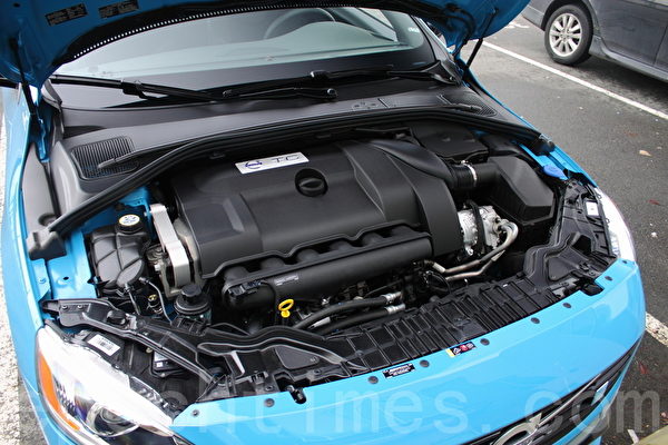 2015 Volvo S60 PoleStar。(李奥/大纪元) 2015 Volvo S60 PoleStar。(李奥/大纪元)