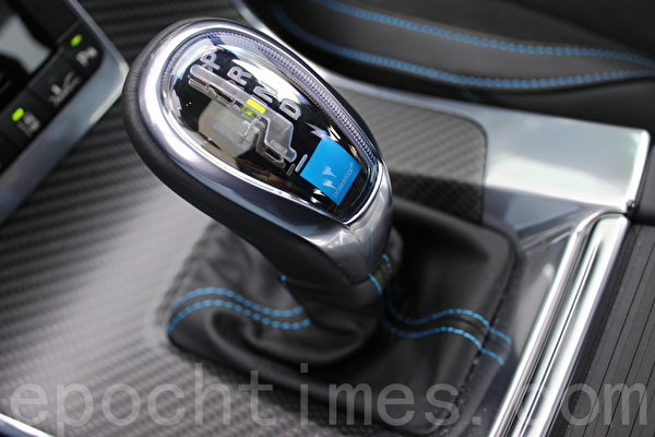 2015 Volvo S60 PoleStar。(李奥/大纪元) 2015 Volvo S60 PoleStar。(李奥/大纪元)