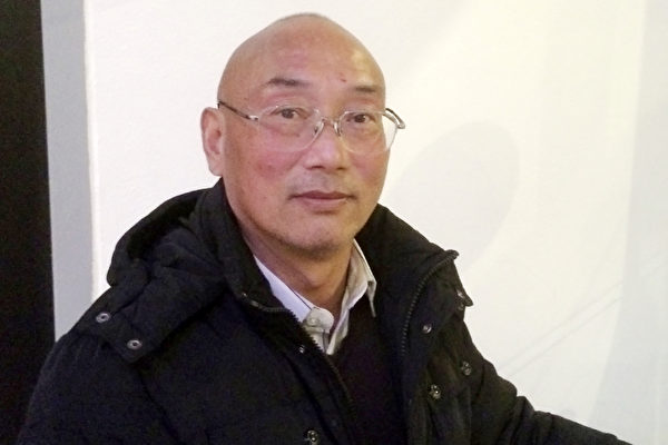 現任中國民主黨海外部主席的陳忠和先生在觀賞完神韻後,稱讚神韻展現了真正的中國傳統文化,並稱「神韻將引領中國傳統文化的復興」。(李雲帆/大紀元) 現任中國民主黨海外部主席的陳忠和先生在觀賞完神韻後,稱讚神韻展現了真正的中國傳統文化,並稱「神韻將引領中國傳統文化的復興」。(李雲帆/大紀元)