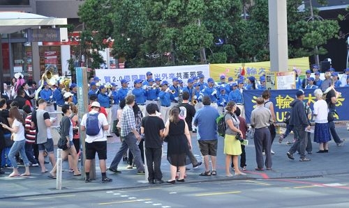 新西兰庆两亿华人三退 民众支持