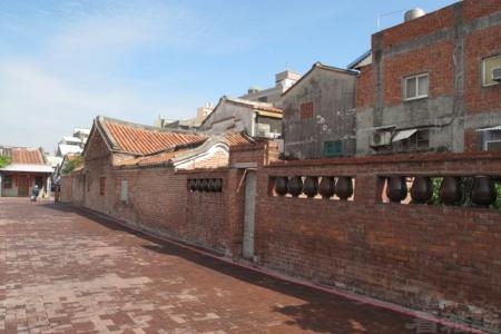 鹿港老街是全台唯一保存最完整的清代闽南式建筑“古市街”。（大纪元）