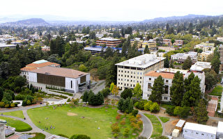 加州大学今秋招生 外国人、亚裔比例增