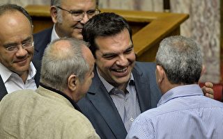 希臘國會通過新紓困提案 左翼聯盟現分歧