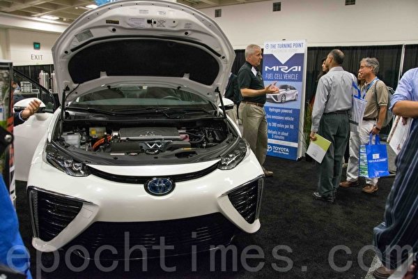 Toyota Mirai- FuelCellVehicle。(瑞晨/大紀元) Toyota Mirai- FuelCellVehicle。(瑞晨/大紀元)