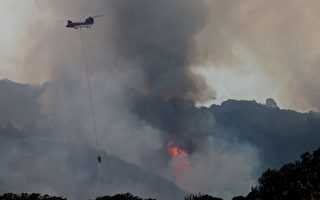 加州納帕縣雷格火延燒七千英畝 八成受控