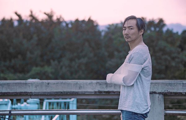 男主角石头。(原子印象提供) 男主角石头。(原子印象提供)