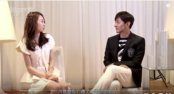 朱鎮模(右)近來在《奇皇后》、《親愛的恩東啊》中,演活了劇裡純情男的角色,日前他接受「新唐人」節目《韓流世界》專訪。(視頻截圖) 朱鎮模(右)近來在《奇皇后》、《親愛的恩東啊》中,演活了劇裡純情男的角色,日前他接受「新唐人」節目《韓流世界》專訪。(視頻截圖)