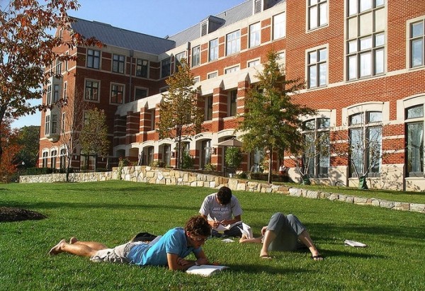 乔治城大学(Georgetown University)。(wiki)
乔治城大学(Georgetown University)。(wiki)