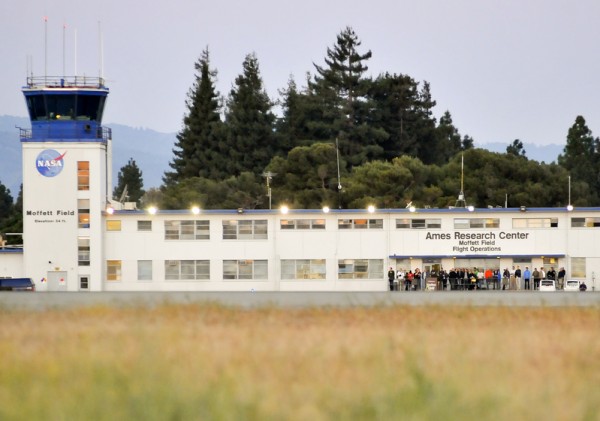 莫菲特基地(Moffett Field)。(Josh Edelson/AFP) 莫菲特基地(Moffett Field)。(Josh Edelson/AFP)