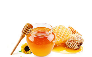 喝蜂蜜 止咳效果比咳嗽糖浆好