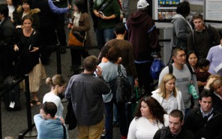 飛機炸彈引國際關注   舊金山機場嚴格檢查行李