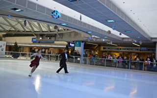 溫哥華羅伯遜廣場滑冰場聖誕免費開放