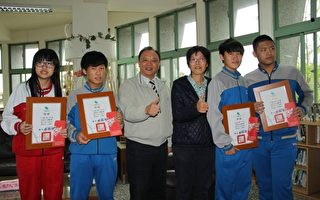 接力CPR救人  文化國中四名學生獲縣長表揚