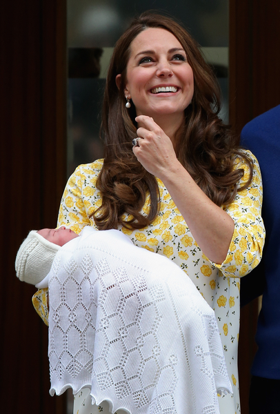2015年5月2日,凯特王妃成功诞下女儿。(Chris Jackson/Getty Images) 2015年5月2日,凯特王妃成功诞下女儿。(Chris Jackson/Getty Images)